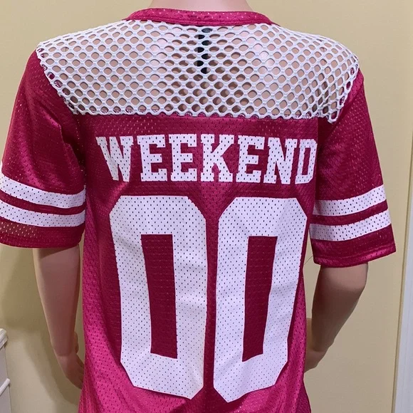 Bundle 2 for $15 DEALS👚Women's Oversized Mesh Football V-Neck Jersey. New. - Picture 4 of 5